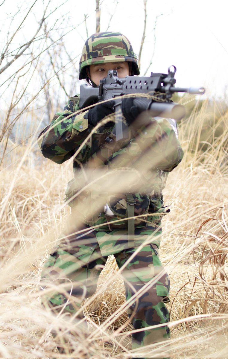 학도군P tweet media