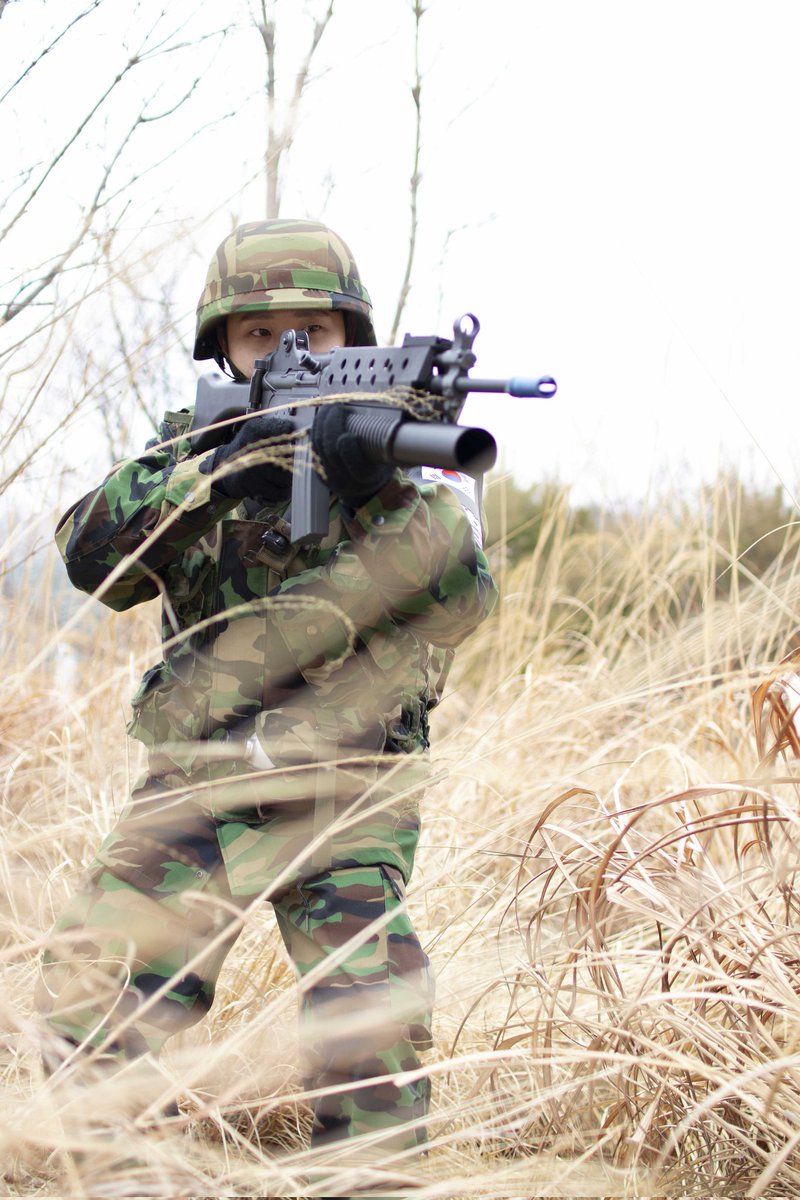 학도군P tweet media