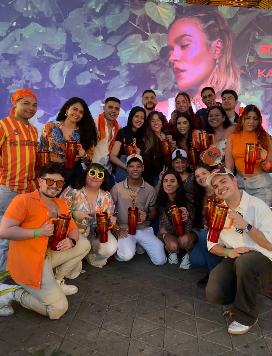 KAROL G COLOMBIA tweet media