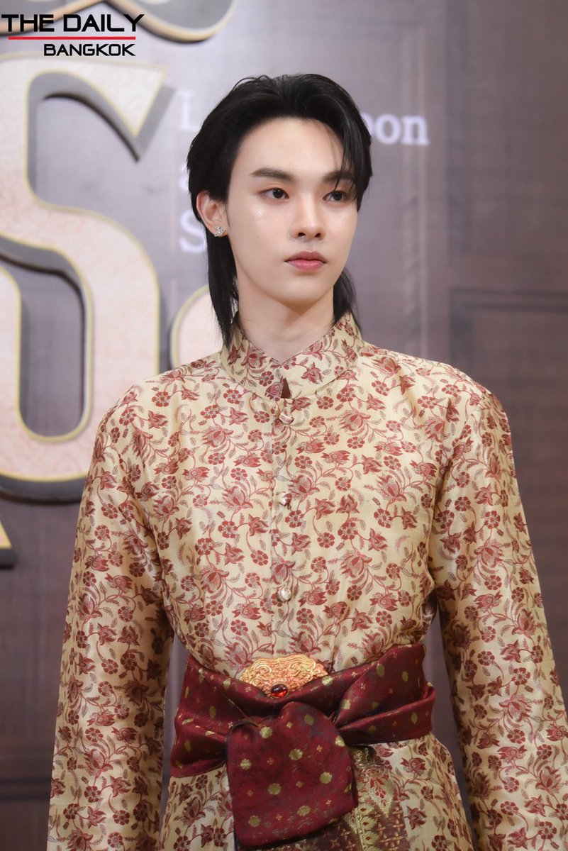 𝘮𝘦𝘰𝘸 tweet media