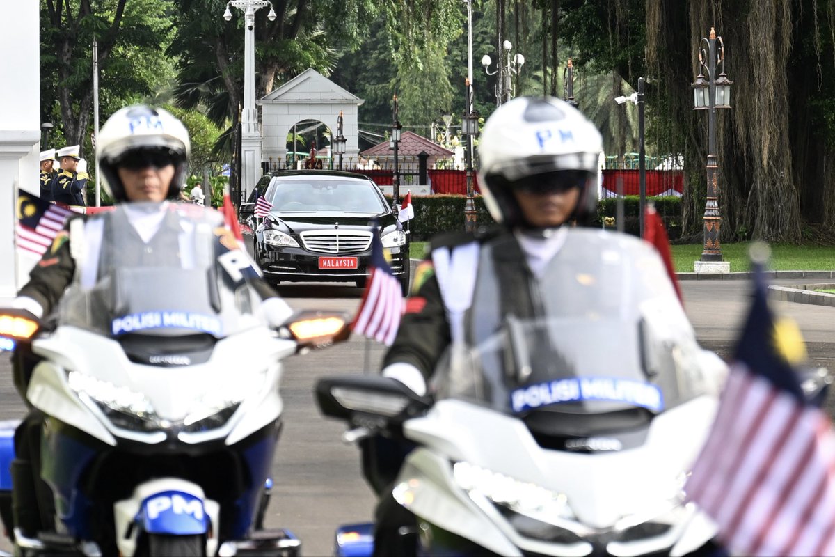 Anwar Ibrahim tweet media