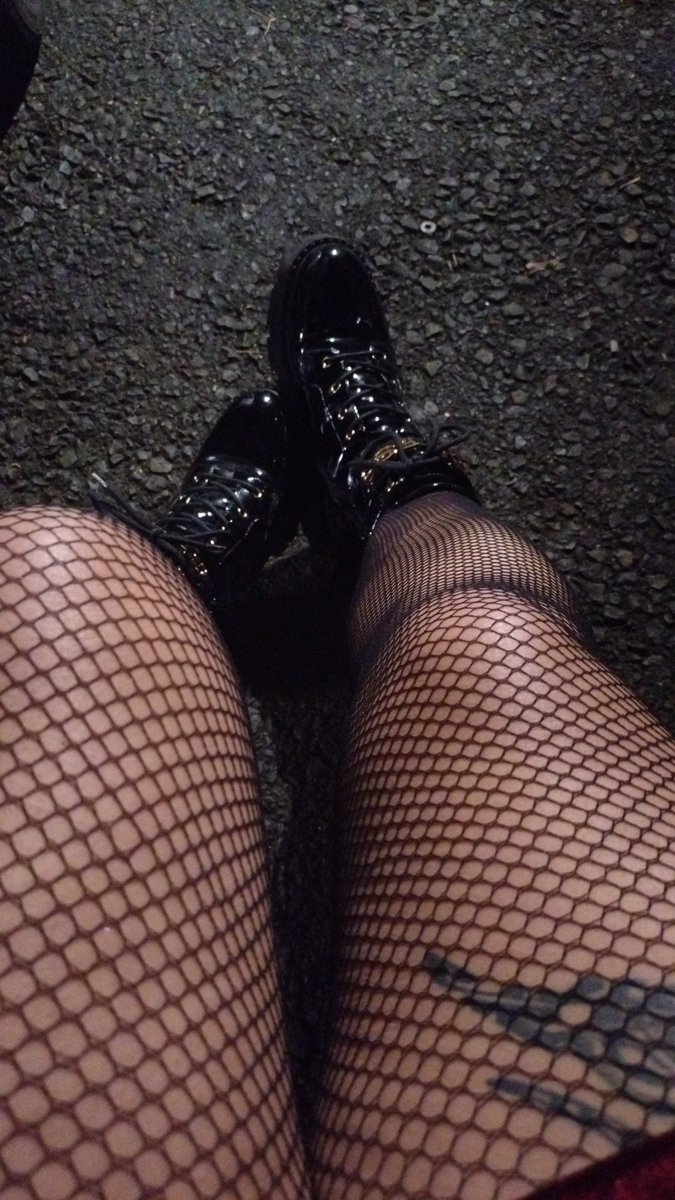 Mistress Malitia tweet media