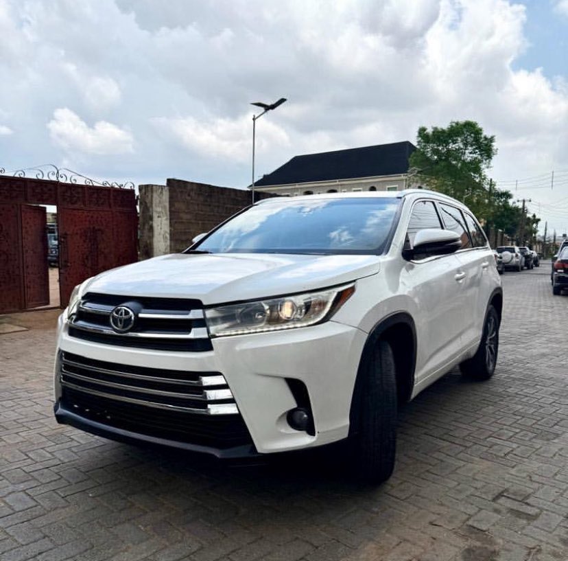 Martins | Film Director tweet media