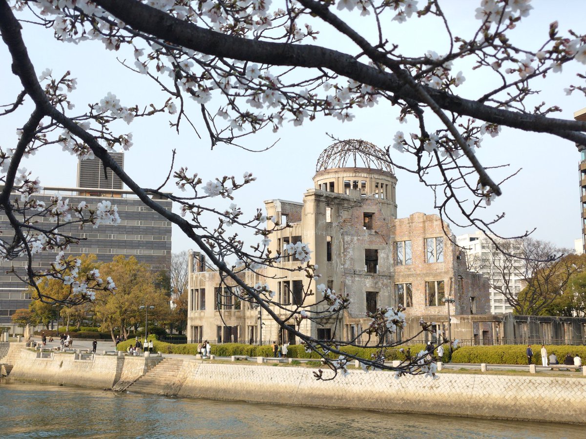 F04_eagle's tweet photo. 今日こちらは満開🌸予想日ではあったが... https://t.co/voxnHioC9J