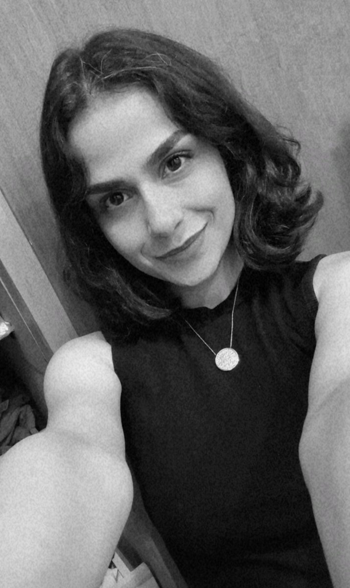 MoonaLuna tweet media