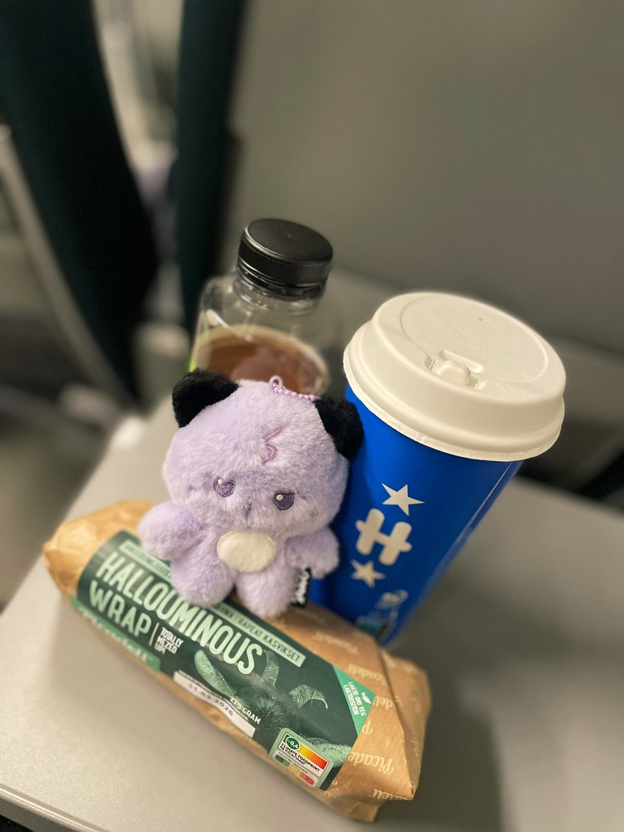 crafty lil pidge tweet media