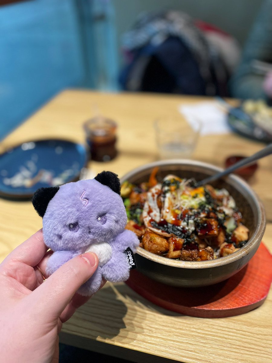 crafty lil pidge tweet media