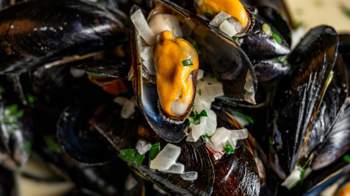 Swan London tweet media