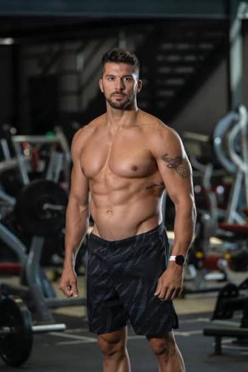 Muy.Mona/🇪🇸💚 tweet media