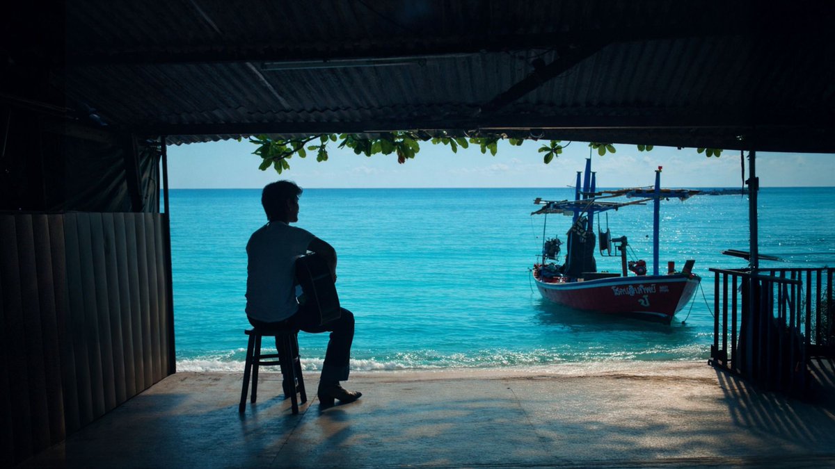 ANiceEnt_Backup's tweet photo. เล็ก รัชเมศฐ์ ชวนรื้อฟื้นความทรงจำไปกับเพลง “อบอวล” ส่งท้ายอัลบั้มเพลงประกอบชีวิต 
“เพียงกลิ่นบางๆ ก็สามารถทำให้ความทรงจำกลับมาชัดเจนขึ้นอีกครั้ง”
ขจรเดช พรมรักษา (กบ บิ๊กแอส)

#อบอวล #เล็กรัชเมศฐ์ #LekRatchamet #genierecords

🔗https://t.co/IKGKPEO5Q7 https://t.co/RYKAJx6iYp