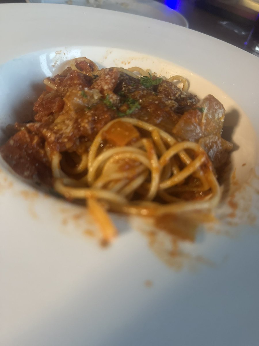 • ชื่อ กัส • tweet media