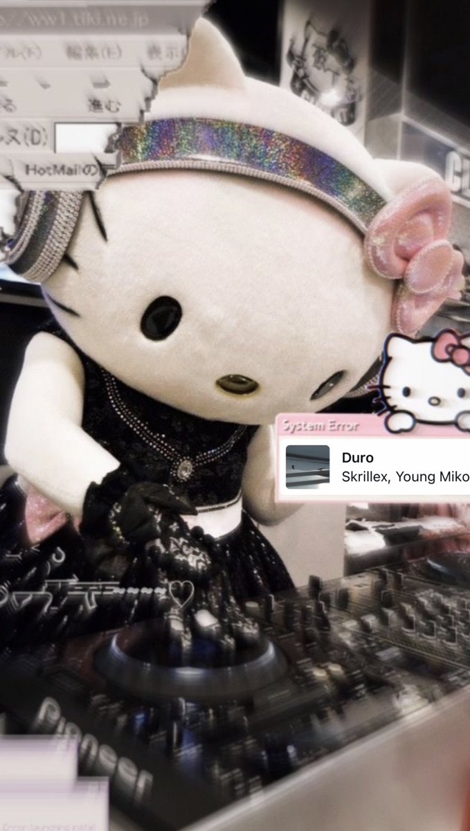 it’s aria 🦂🖤 tweet media