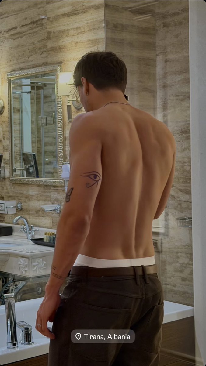 Donika 🪷🤍 tweet media