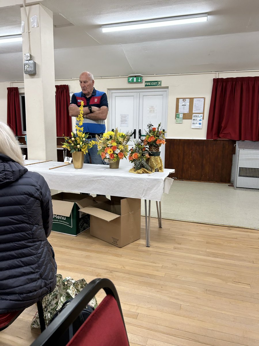 HalsteadHort's tweet photo. Our Spring show last night was a great success and congratulations to all who entered. Our next talk is on 23rd April 8pm and John Hughes will be telling us about behind the scenes at Kew. Non members welcome £5 entry. https://t.co/5MJ4TagyCq