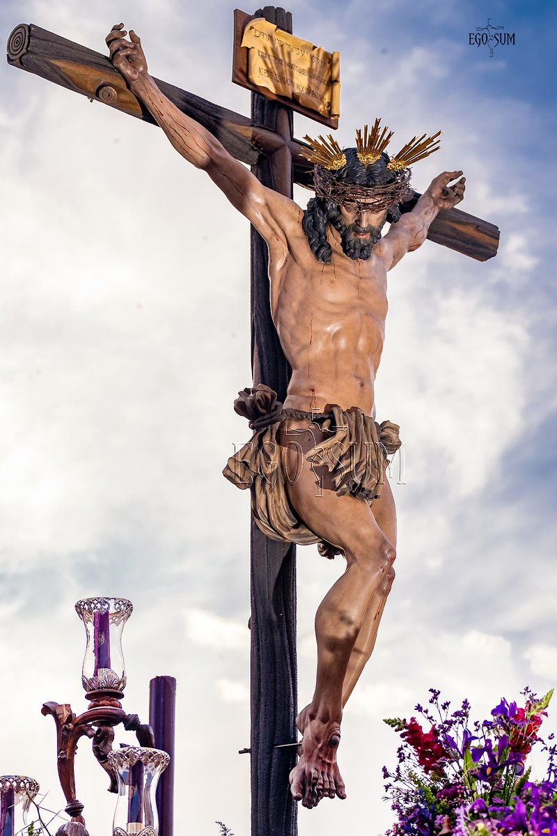 josecorrales72's tweet photo. HOY SI ES...VIERNES DOLORES..
@HdadPinoMontano
@HdadMision
@HdadCorona
@hpasionymuerte
@GRayoVictor
@LaPasion7TV
#hdadpinomontano #cristodelacorona #hdadlamision #hdadpasionymuerte #EgoSum #AntonioCastaño
#semanasantasevilla #SemanaSanta
#semanasanta26 https://t.co/QbAEM7EZg8