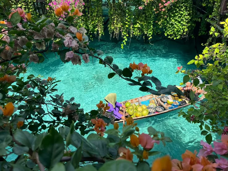 𝒍𝒖𝒏𝒂 tweet media