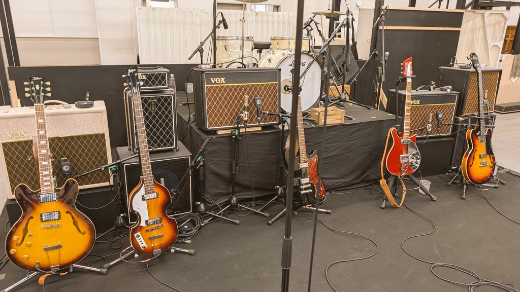 磯貝サイモン Simon Isogai tweet media