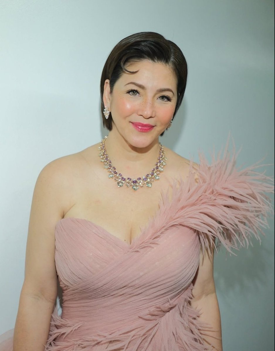 Laniña🌻 tweet media