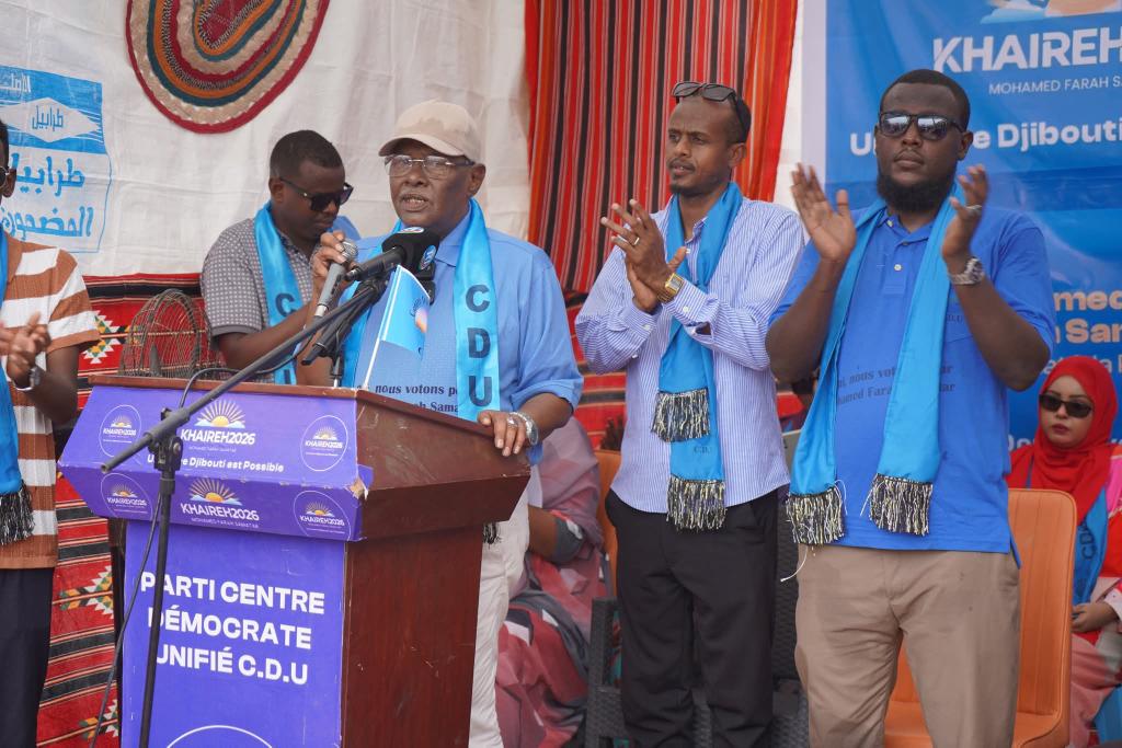 Vue sur Djibouti tweet media