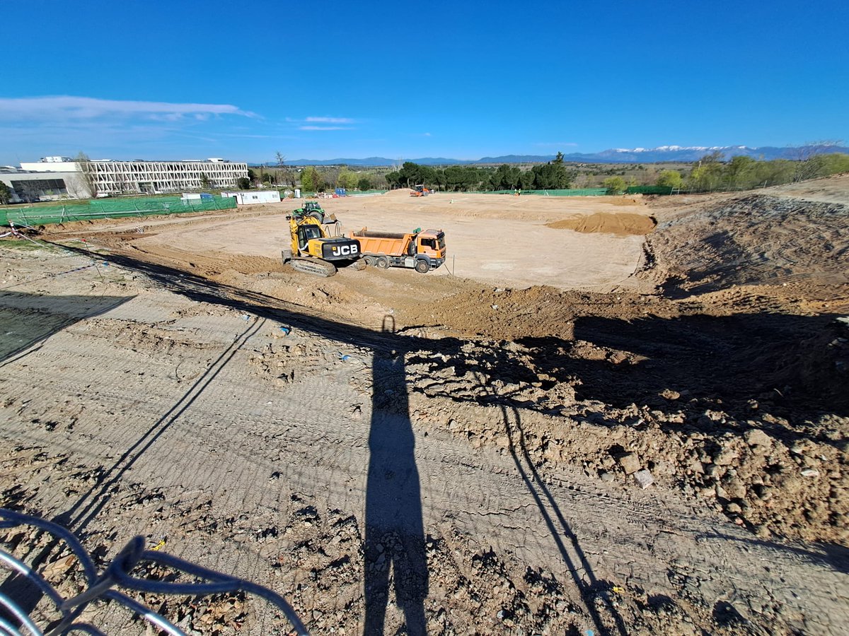 Asociación Vecinal Montecarmelo tweet media