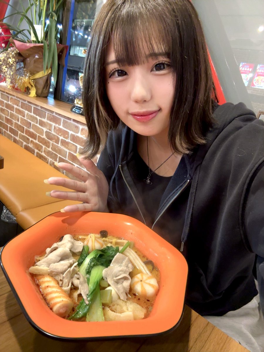 星宮ここ "Attimo" tweet media