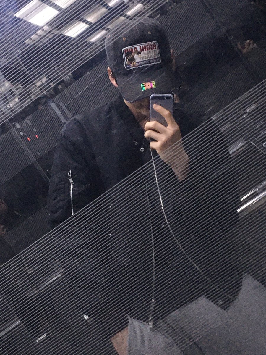 ham 💬 tweet media