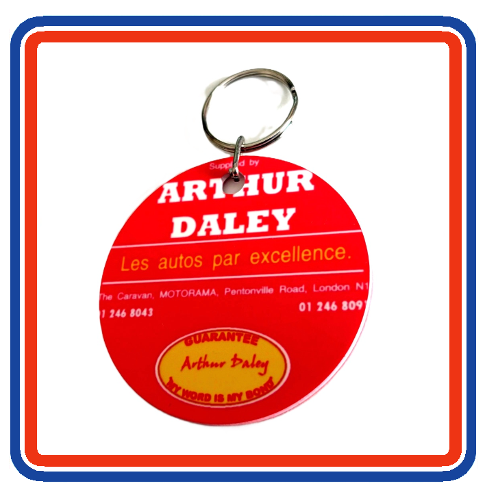 miniphernalia's tweet photo. Last one! Arthur Motorama Key Ring - https://t.co/Ki4VpnpSVQ #Minder #ArthurDaley #Motorama #FordCapri #JaguarXJ6 https://t.co/SlozNimCZi