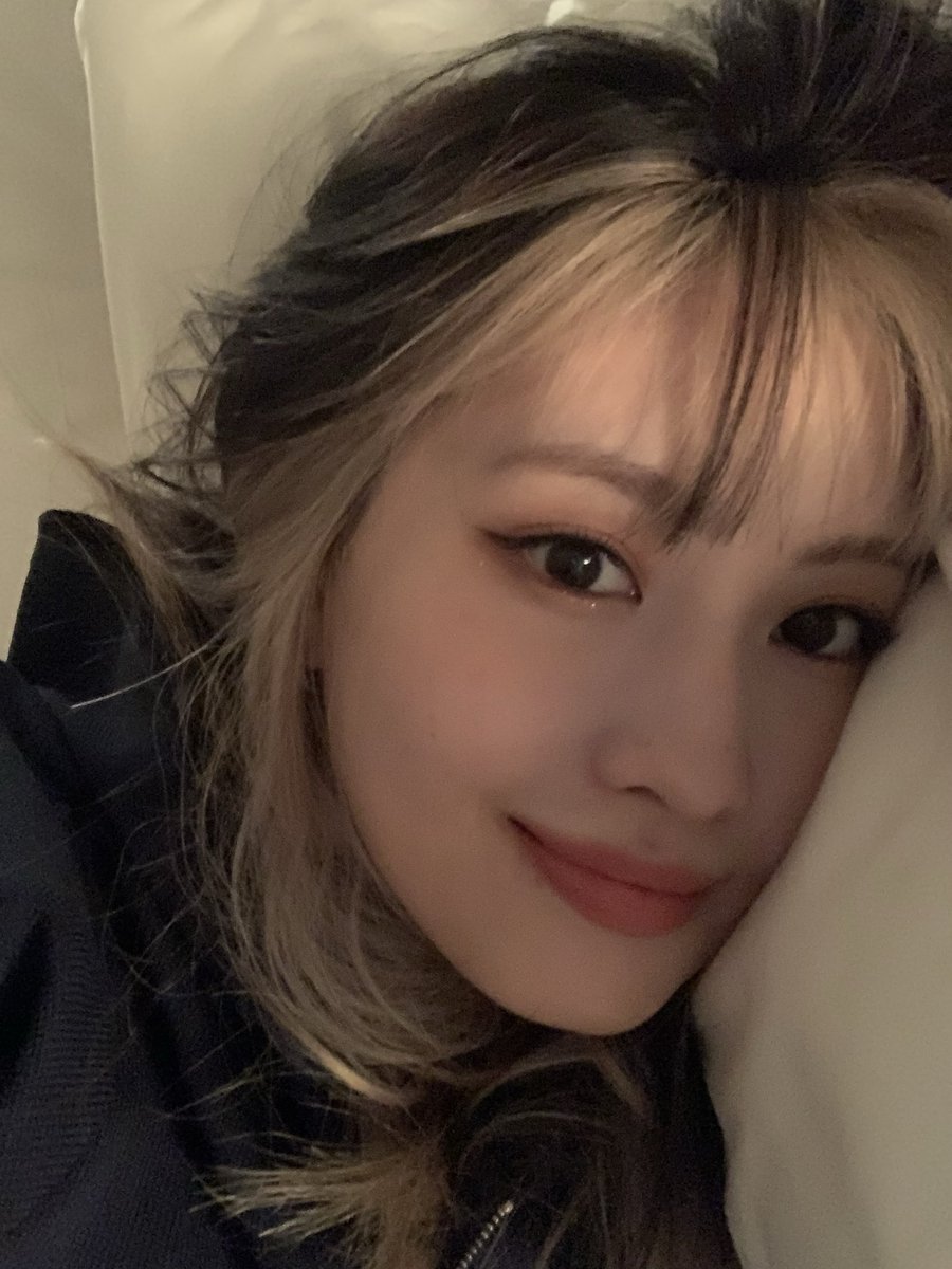 misahyundk's tweet photo. Imagine sleeping beside her

#TWICE #MOMO https://t.co/lBMGDaBZQ9