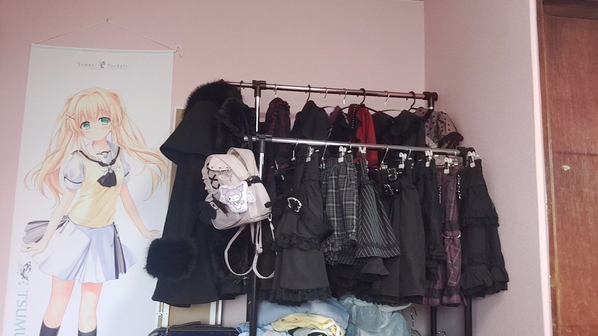 mugetyu0654's tweet image. 気がついたら服増えてく