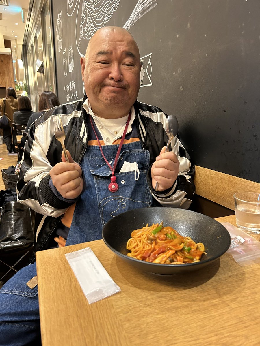 みなちん tweet media