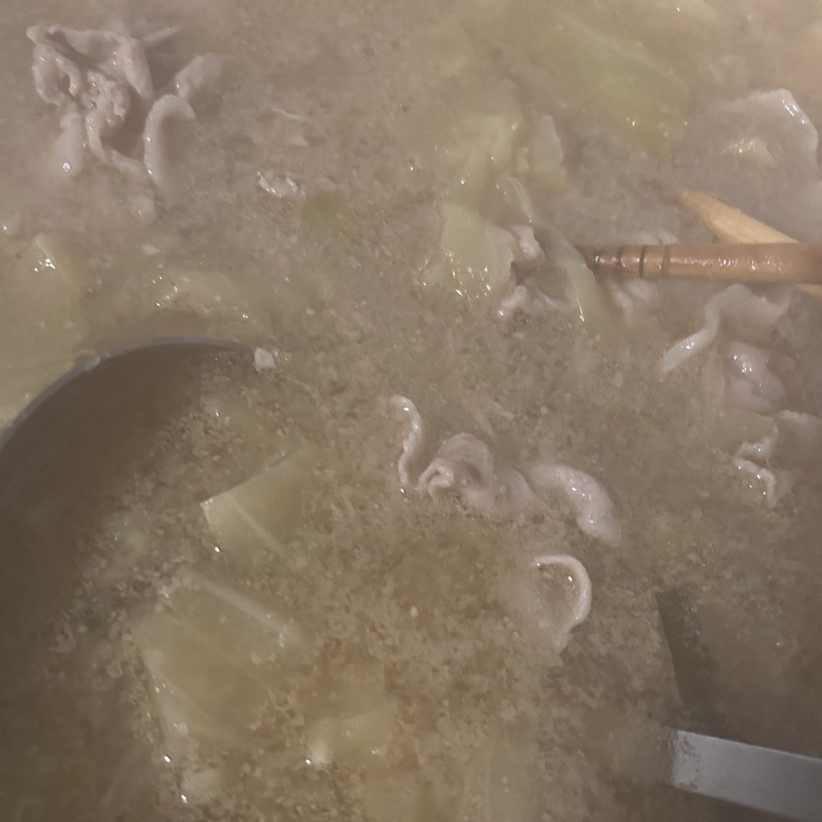 nukubok's tweet image. ららら

らららら

らららららら

こんな時間p(🍚🐽🍚)q

#今日の彼女
#o

ｵﾂｶﾚﾁｬﾝﾁｬｰｽ✨🍻🎶
お疲れさまでした！