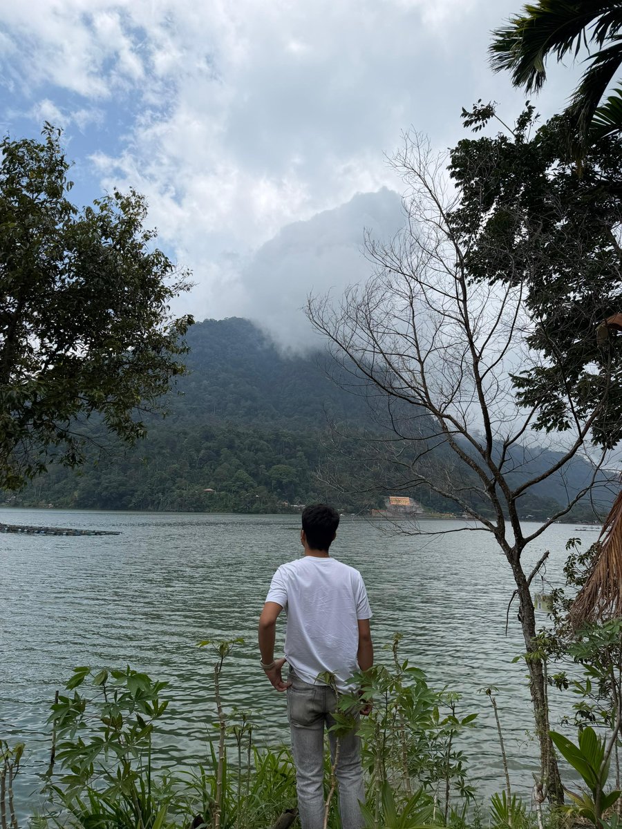 dzaqiikhwnf tweet media