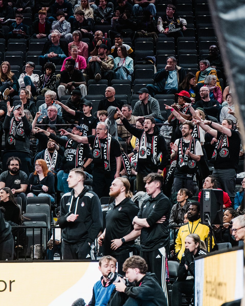 LondonLions's tweet image. Week in, week out. You show up. You bring the noise. You lift us when it matters most. 

We see you. We appreciate you. Let’s finish the season strong together. 🦁

#LondonLions
#WeAreLondon