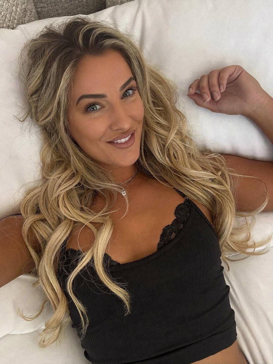 Ashley Banks 💕 tweet media