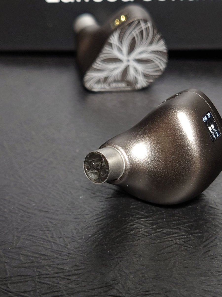 とあるAir tweet media