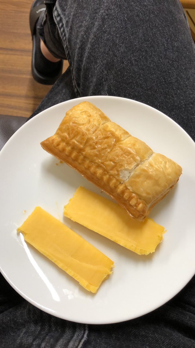 cait ʚଓ tweet media