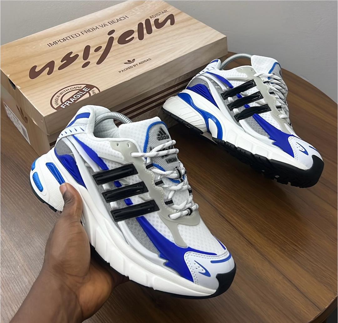 DLS Kicks Store 👟 tweet media