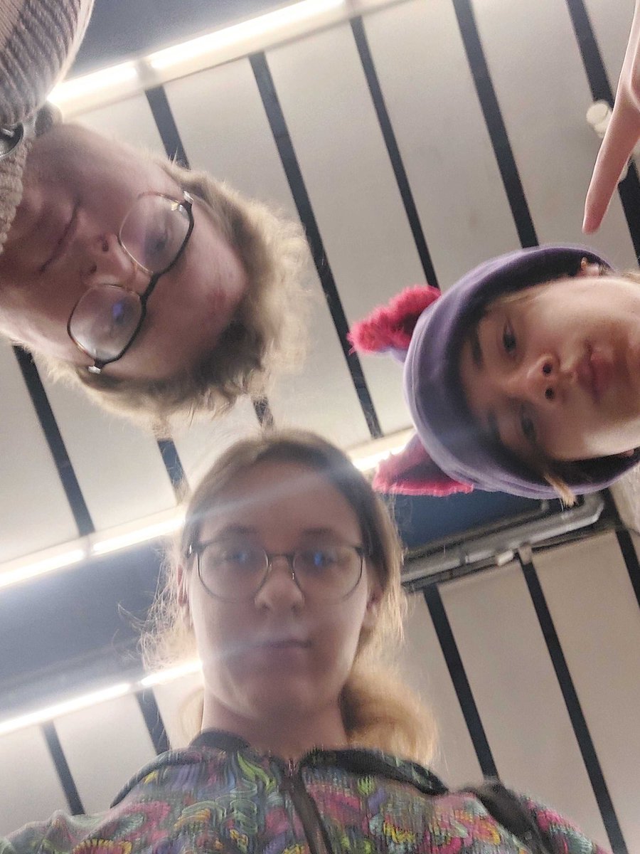 TeamTimeWarp_RB's tweet photo. 2/7 TTW members goin to Gdańsk to get some boxes. Gon meet with the rest of the team at the venue. Grind never stops 
#ttw #riftbound https://t.co/5MaFcko3yt