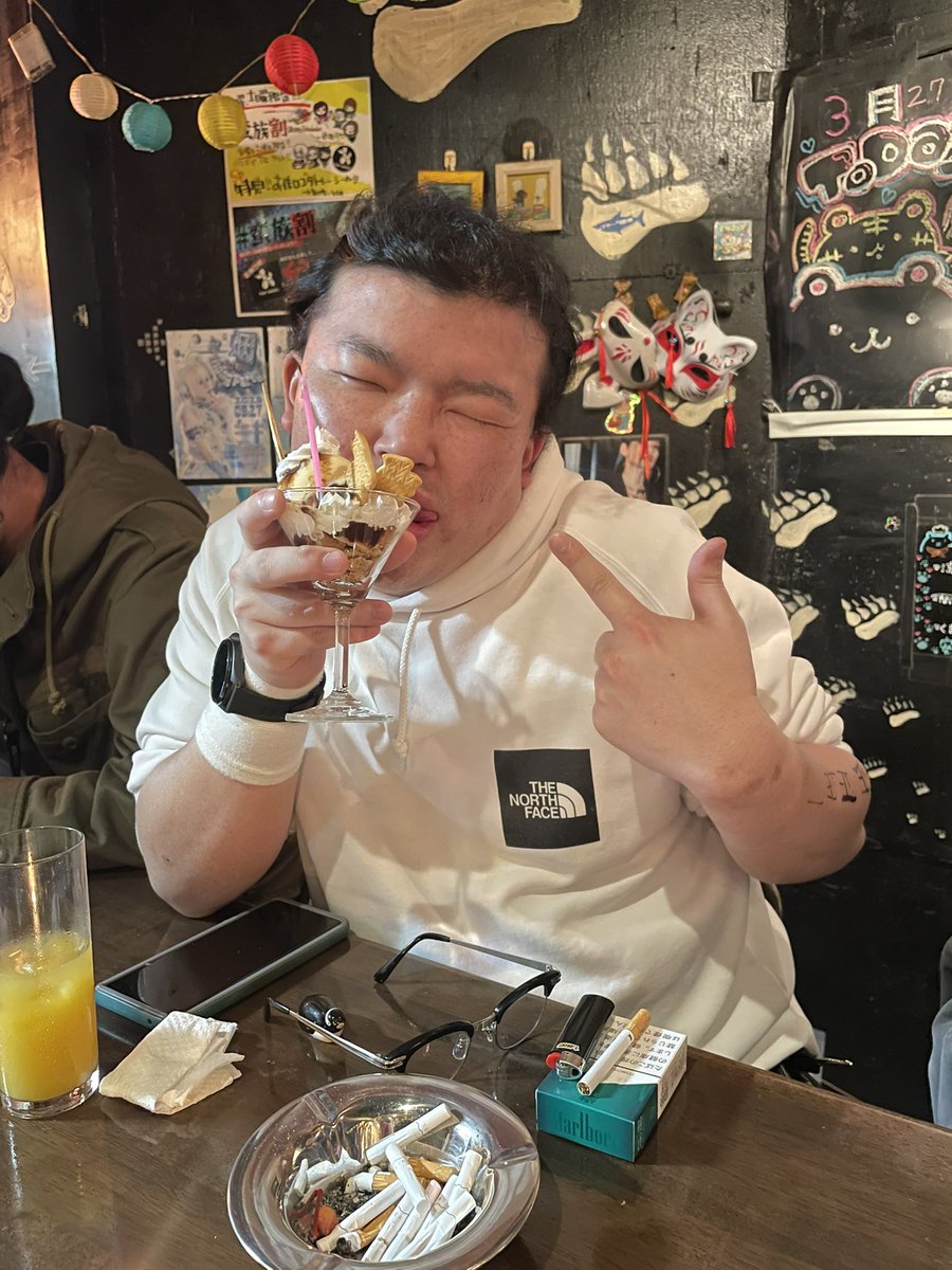 - ̗̀🍙 ̖́- なっちゃん@センチメンタリスト ☞ 4/4(土)ミキシマックス出るヨ@渋谷 tweet media