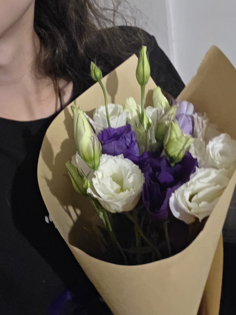 Princess Mia tweet media