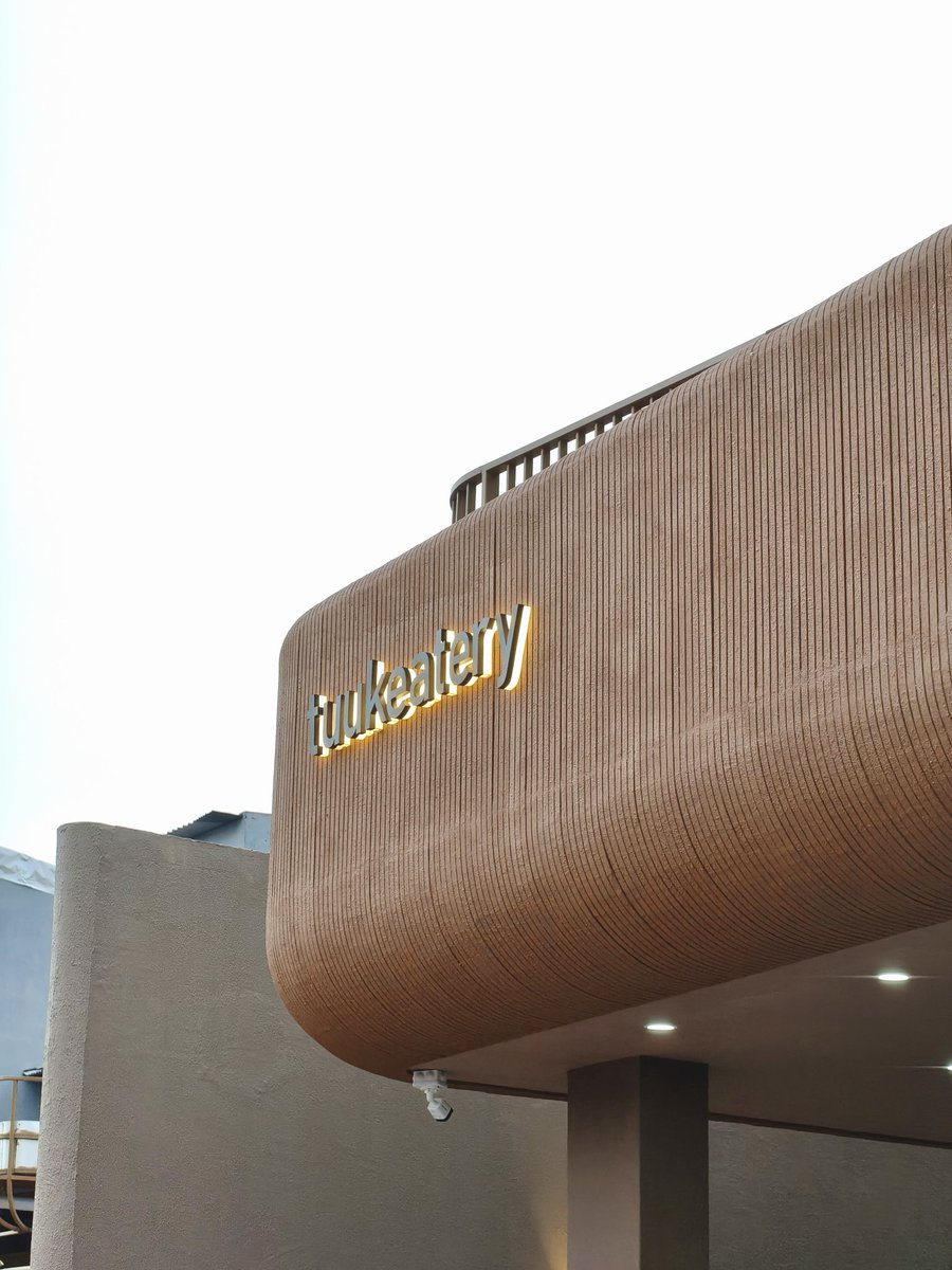 chaikamon tweet media