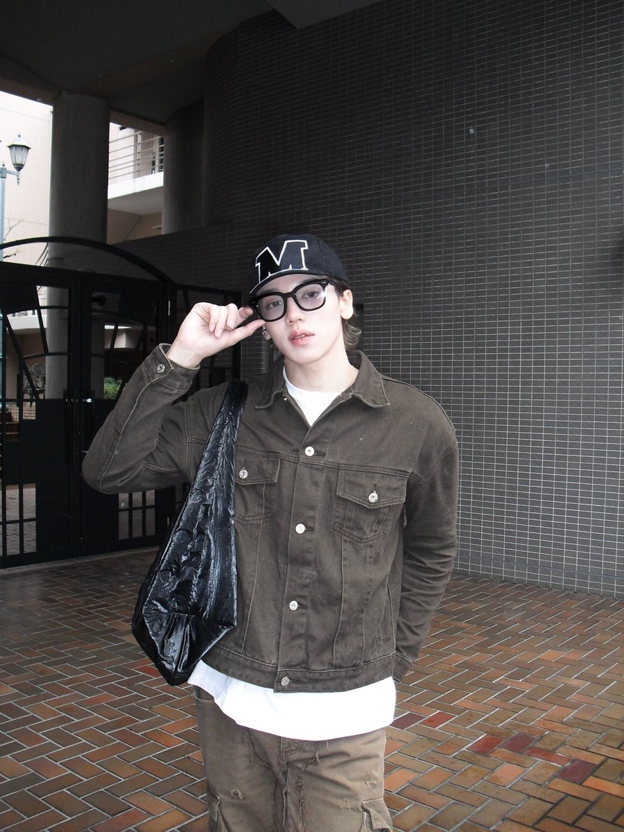 FlukeNoir tweet media