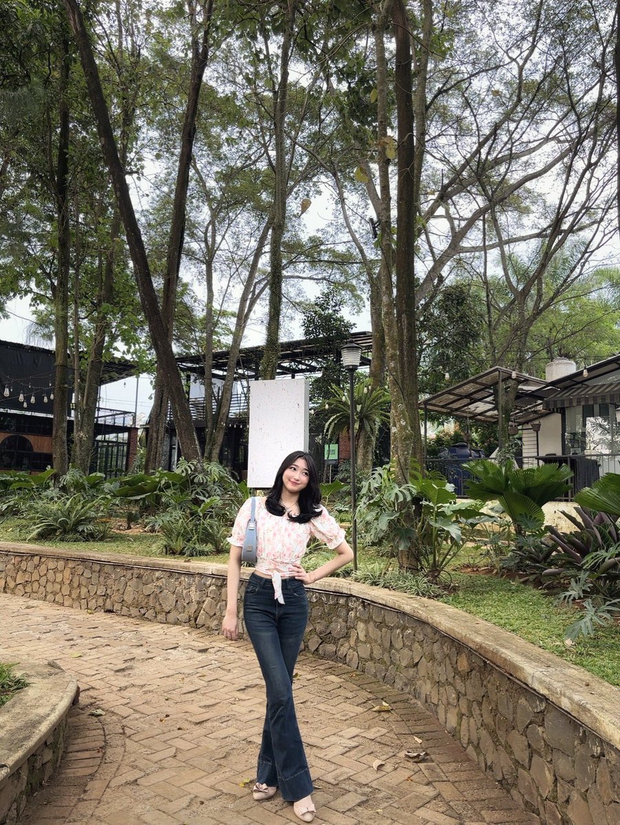 Michelle Levia tweet media