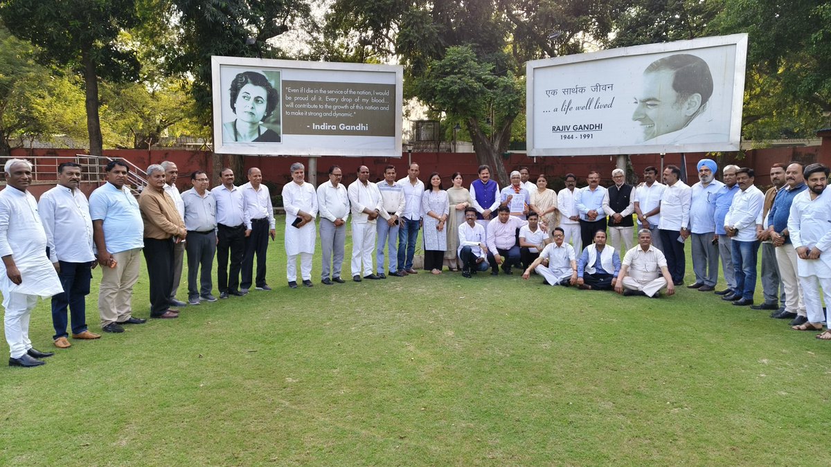 12 अप्रैल 2026, सुबह 6 बजे
(India Gate से Dr. Ambedkar National Memorial तक) आयोजित होने वाली ऐतिहासिक RUN FOR AMBEDKAR &amp; RUN FOR CONSTITUTION 🏃‍♀️ मैराथन को लेकर आज महत्वपूर्ण समीक्षा बैठक आयोजित की गई।

बैठक में आयोजन की रूपरेखा, व्यवस्थाओं और अधिक से अधिक सहभागिता सुनिश्चित करने