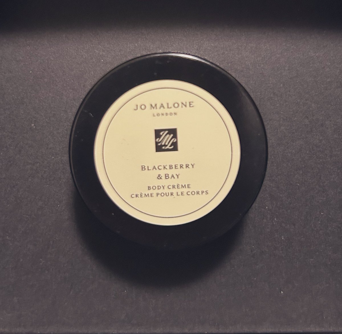 Metal0033's tweet photo. JO  MALONE
ボディークリーム
お勧めブラックベリー💕︎
さっそく使用しました🫶✨
めちゃくちゃ良い香り✨
お風呂上がりにヌリヌリ〰️
女子力アップ〰️!!!!!!!!
┏○)) ｱｻﾞ━━━━━━━━ｽ！ https://t.co/radiKugrW0