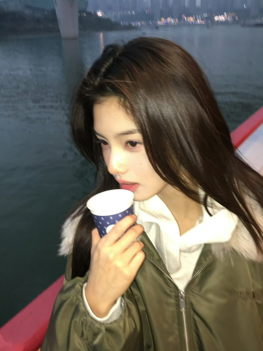 조 tweet media