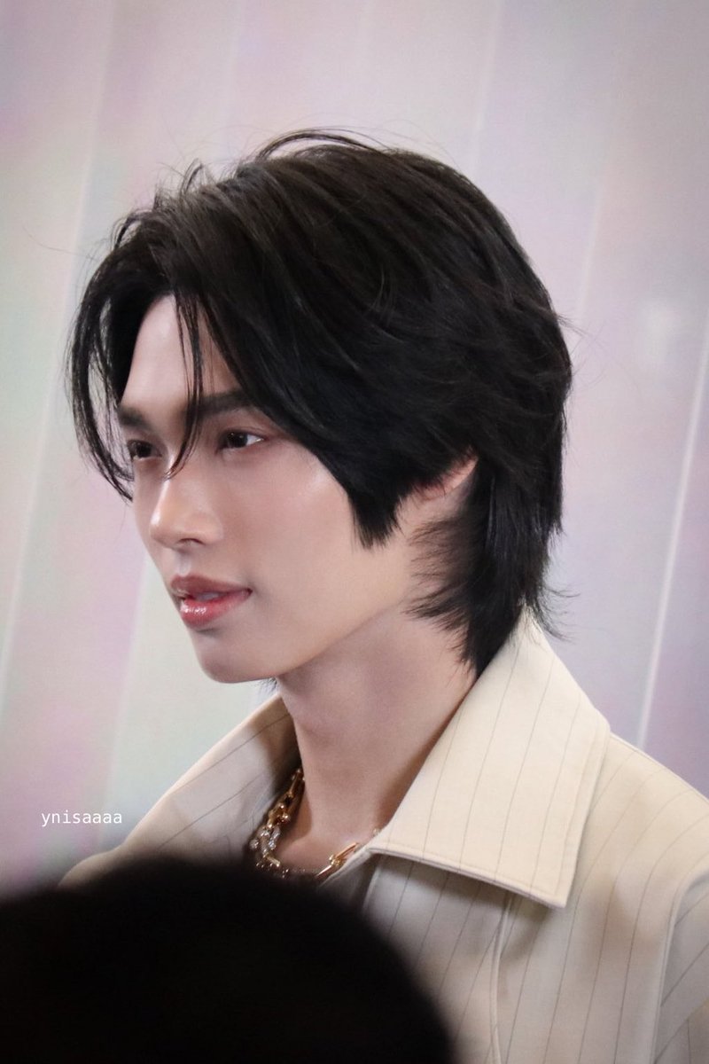 •᎑• tweet media