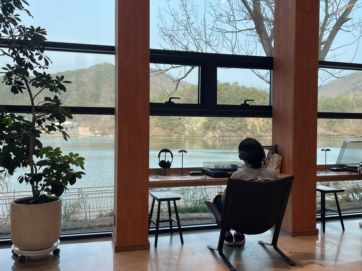 오만한 방울토마토 tweet media