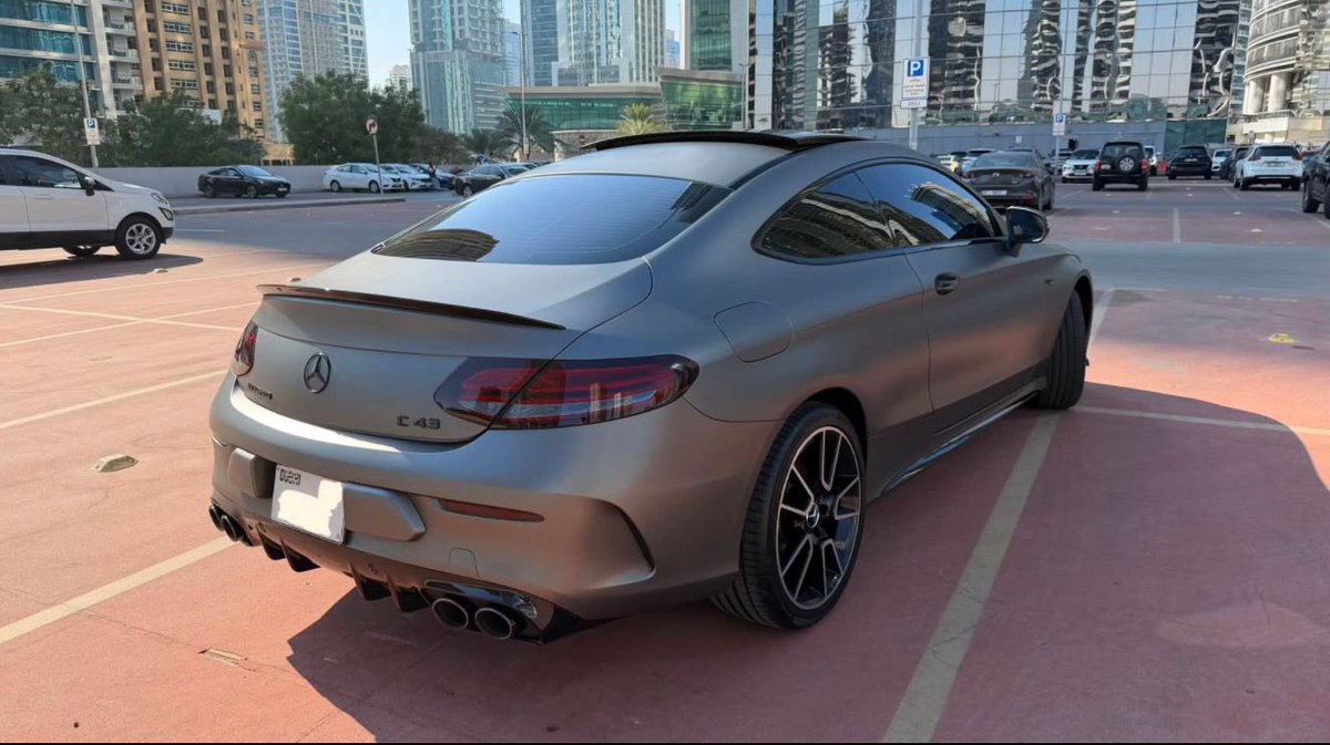 🚘 O W U L A 🧔🏻♂️ tweet media