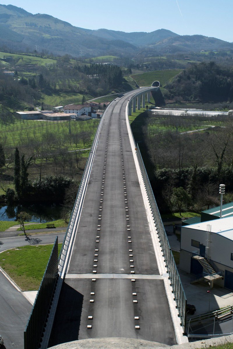 Óscar Puente tweet media